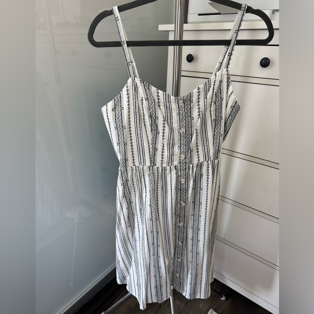 Navy/white linen patterned spaghetti strap sundress